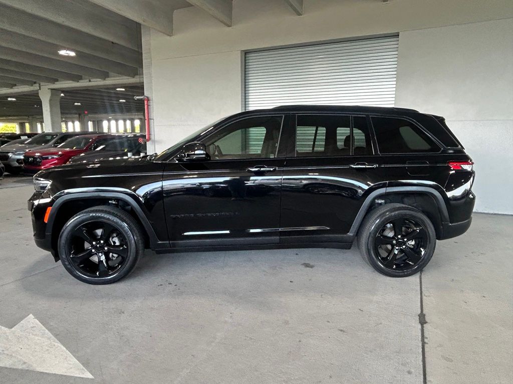 jeep grand cherokee 2023 1C4RJGAG8P8714138 image jeep grand cherokee 2023 1C4RJGAG8P8714138 image